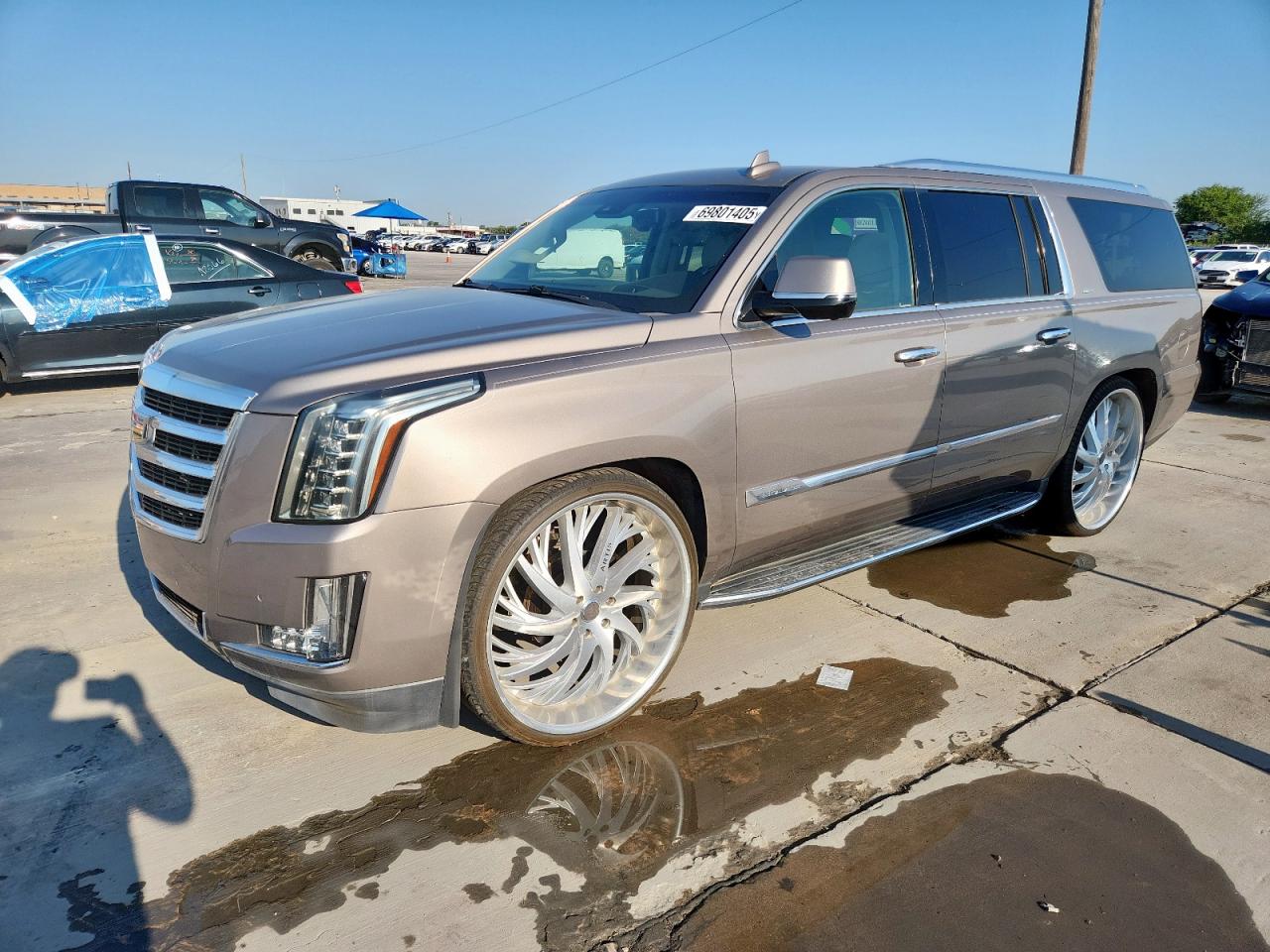 CADILLAC ESCALADE 2015