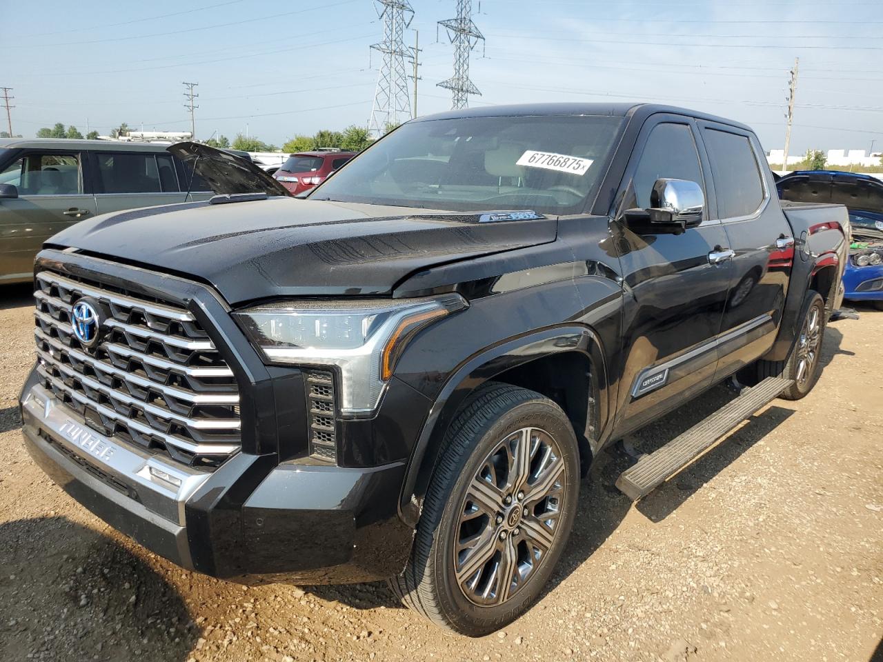 TOYOTA TUNDRA CRE 2023
