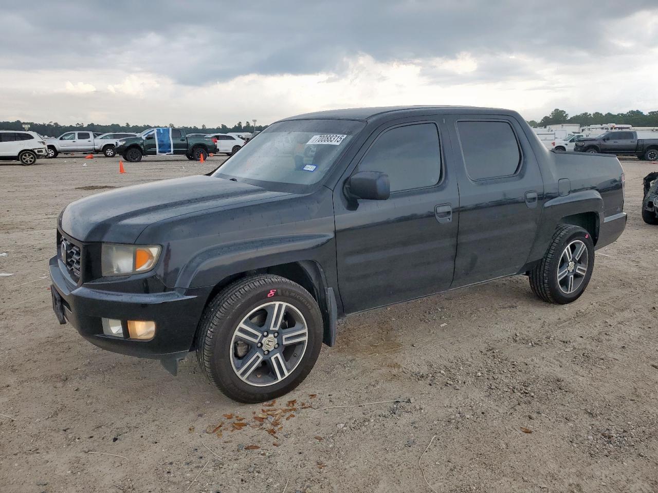 HONDA RIDGELINE 2014