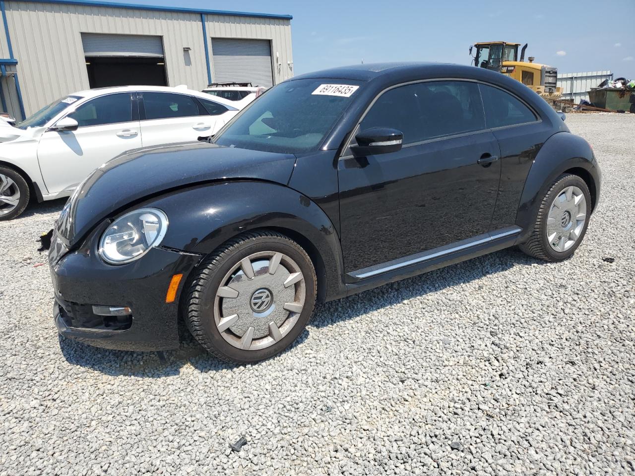 VOLKSWAGEN BEETLE SE 2016