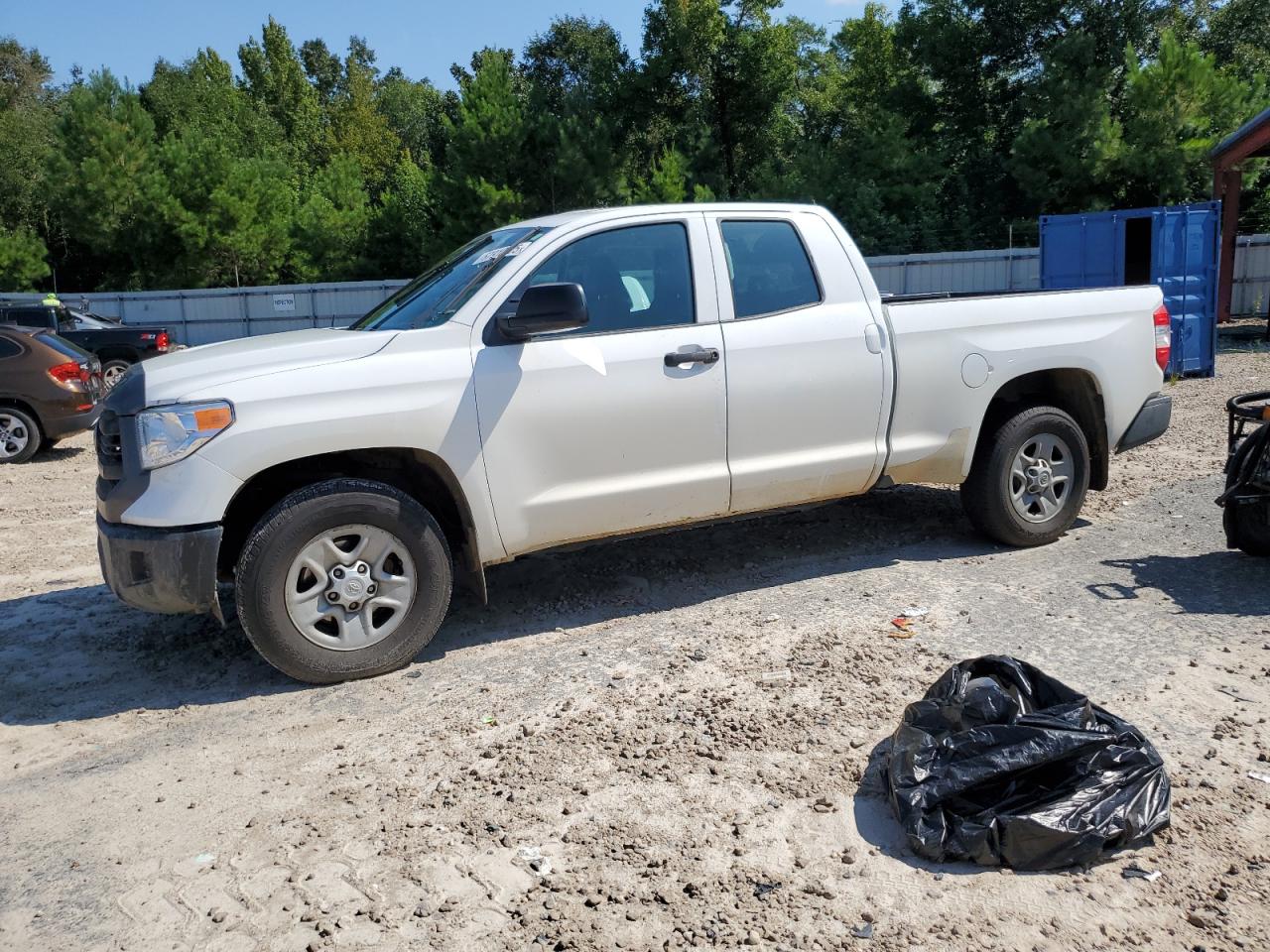 TOYOTA TUNDRA DOU 2016