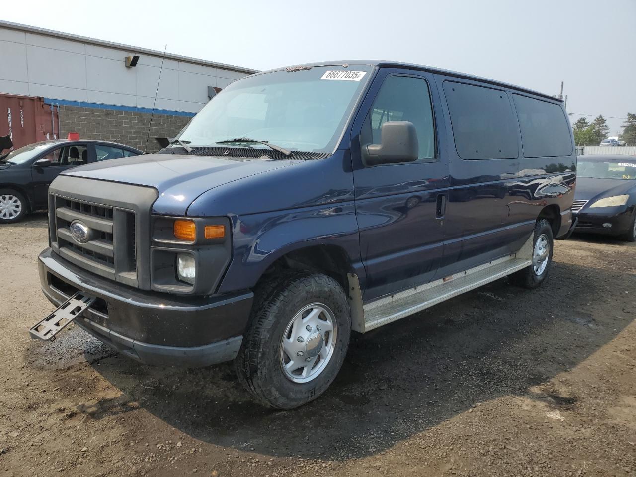 FORD ECONOLINE 2011