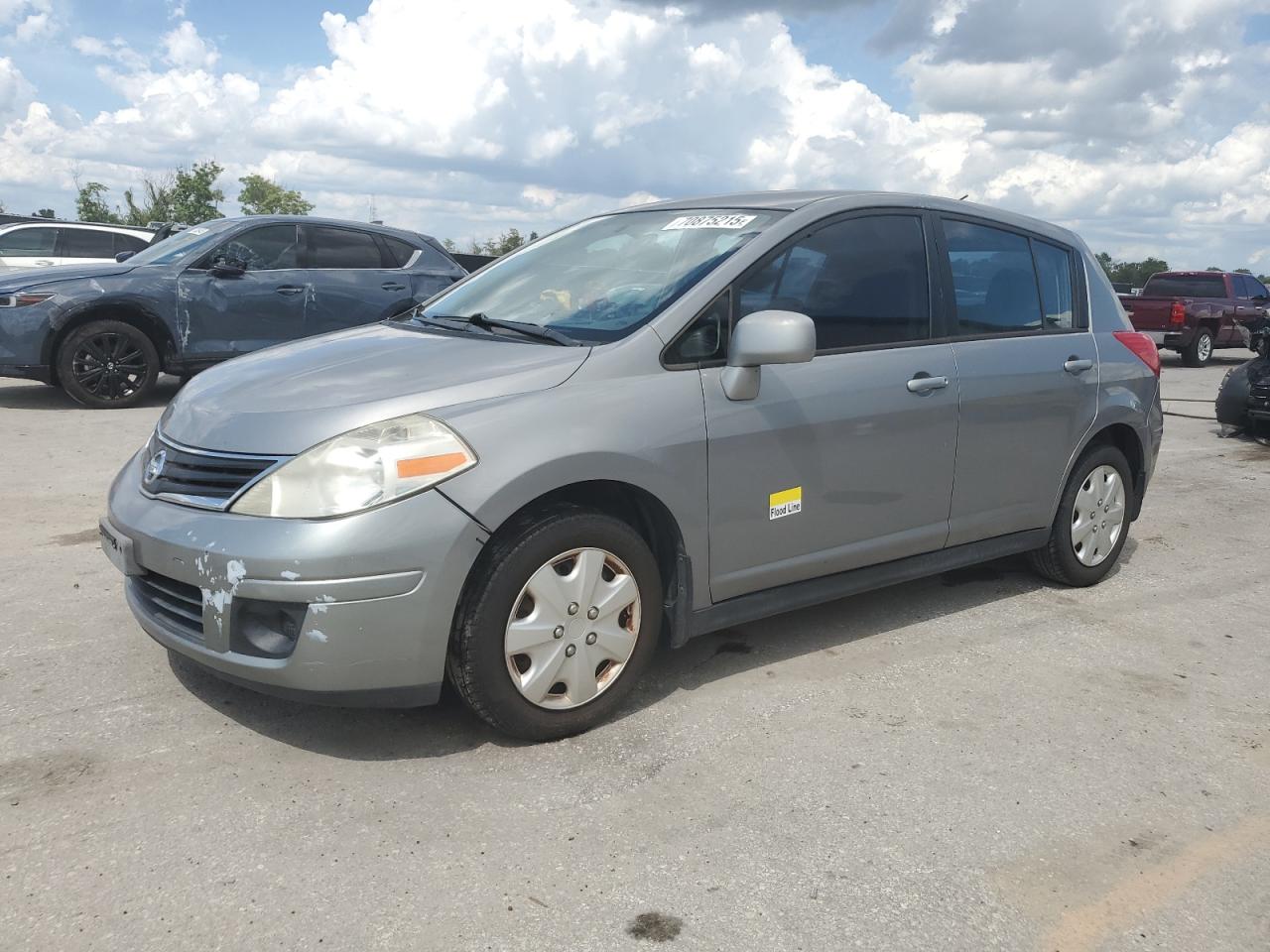 NISSAN VERSA S 2012