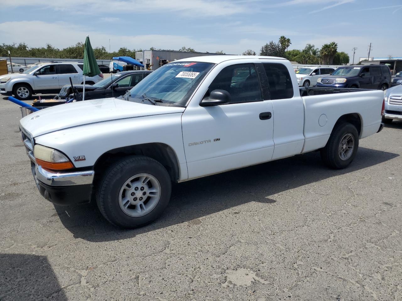 DODGE DAKOTA 2000