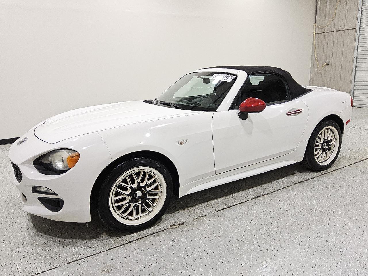 FIAT 124 SPIDER 2017