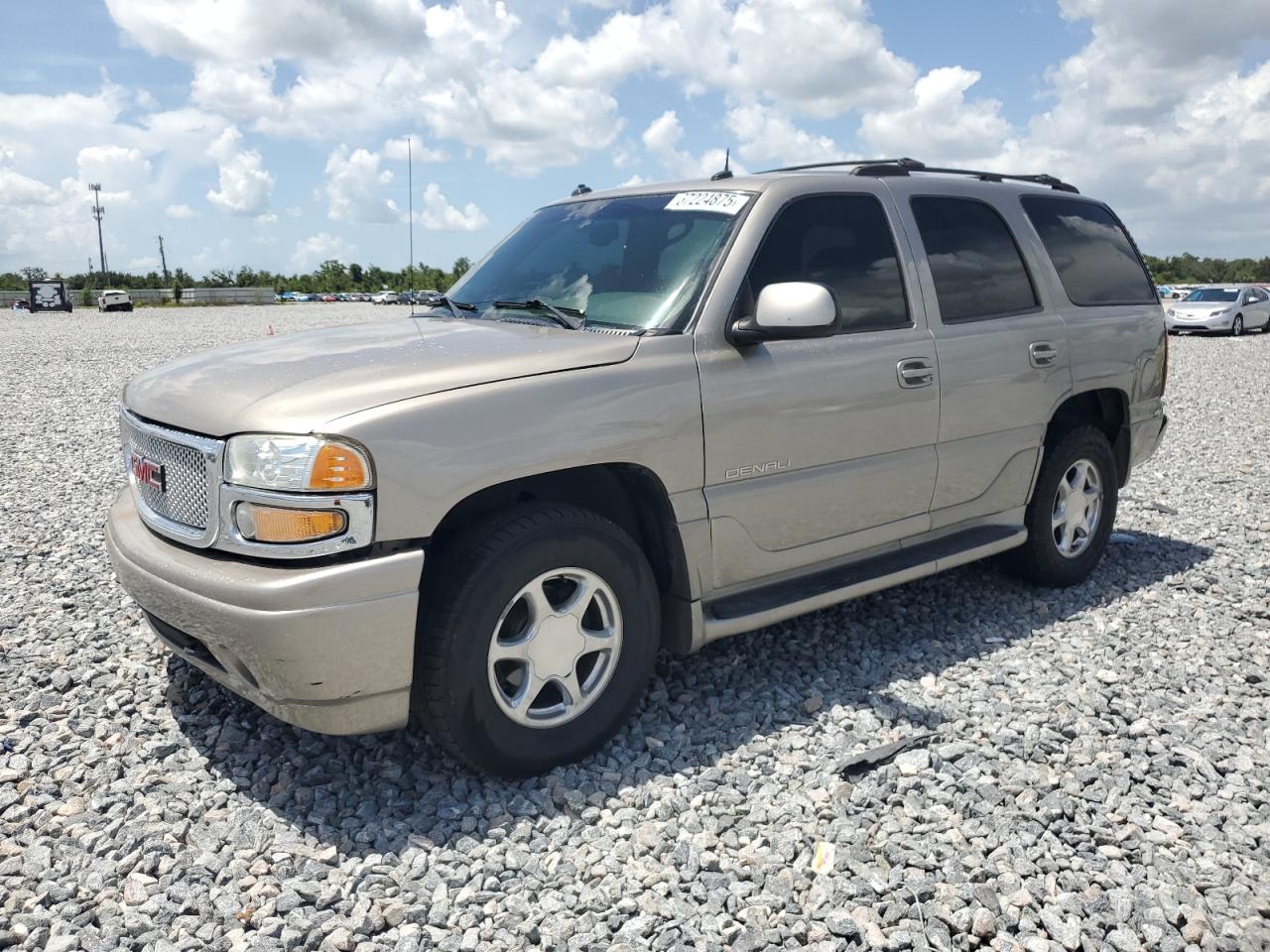 GMC YUKON DENA 2003
