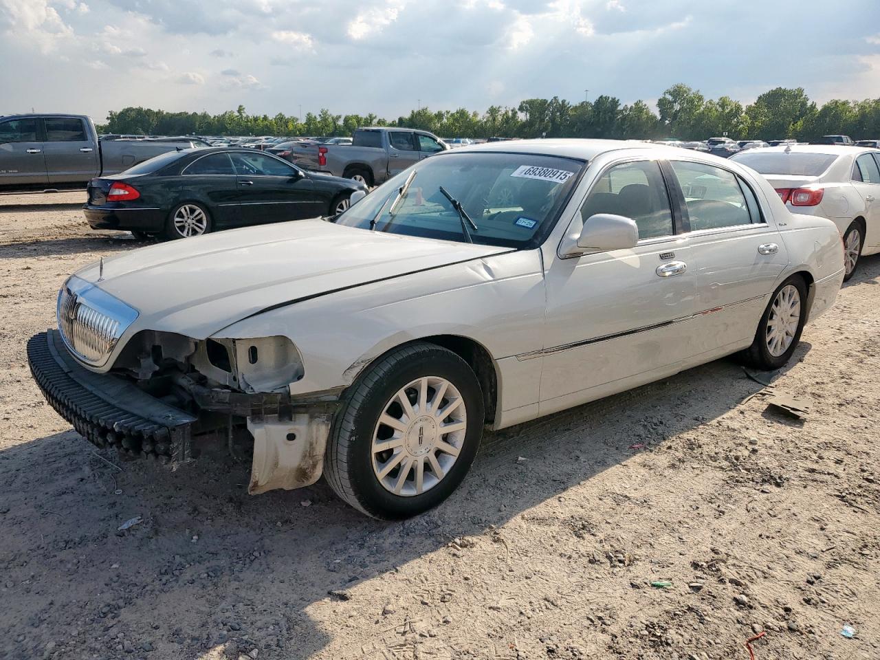 LINCOLN TOWN CAR 2007