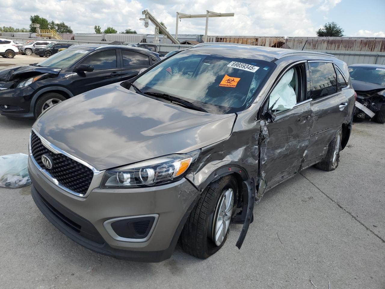 KIA SORENTO LX 2016