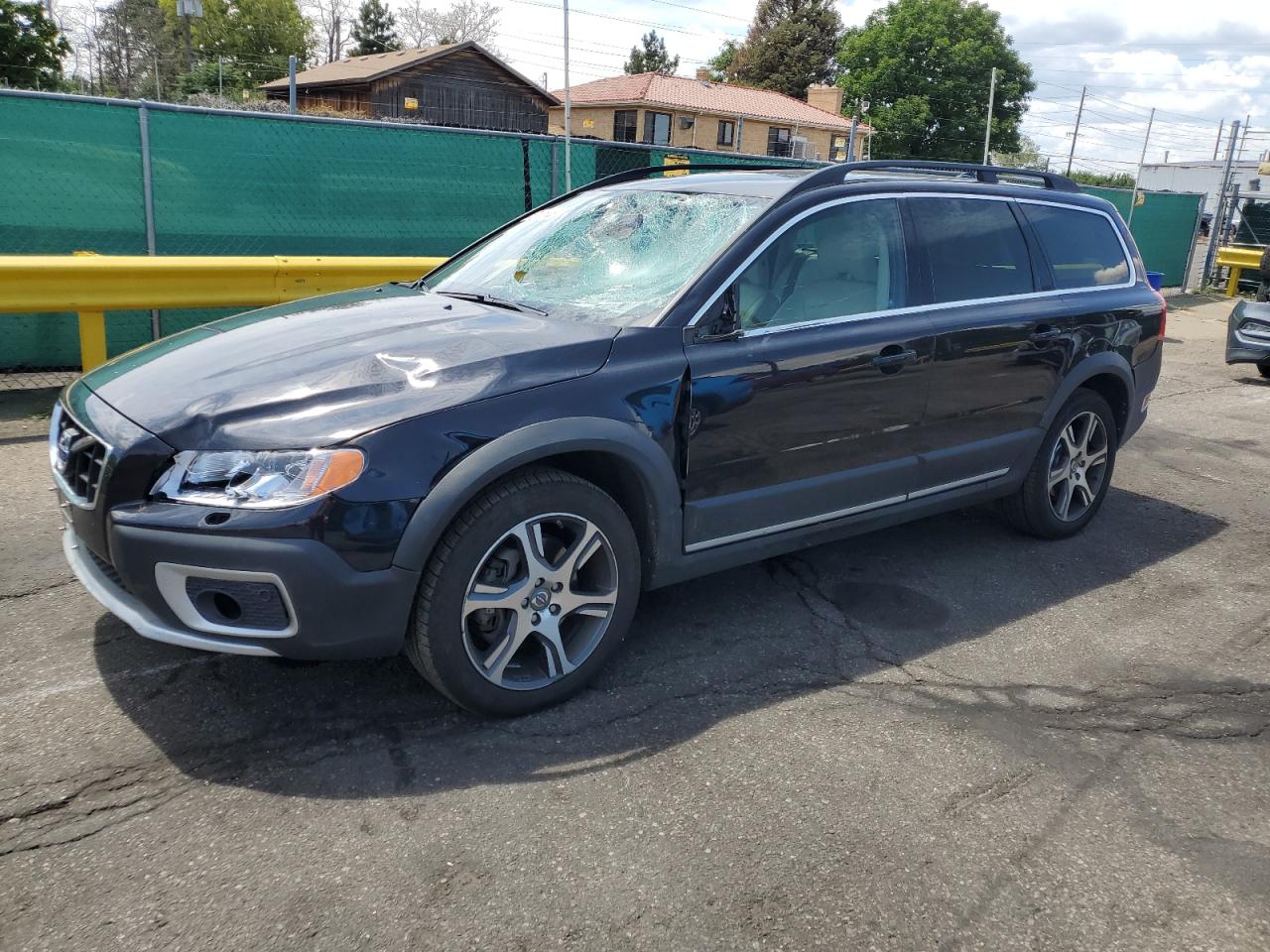 VOLVO XC70 T6 2012