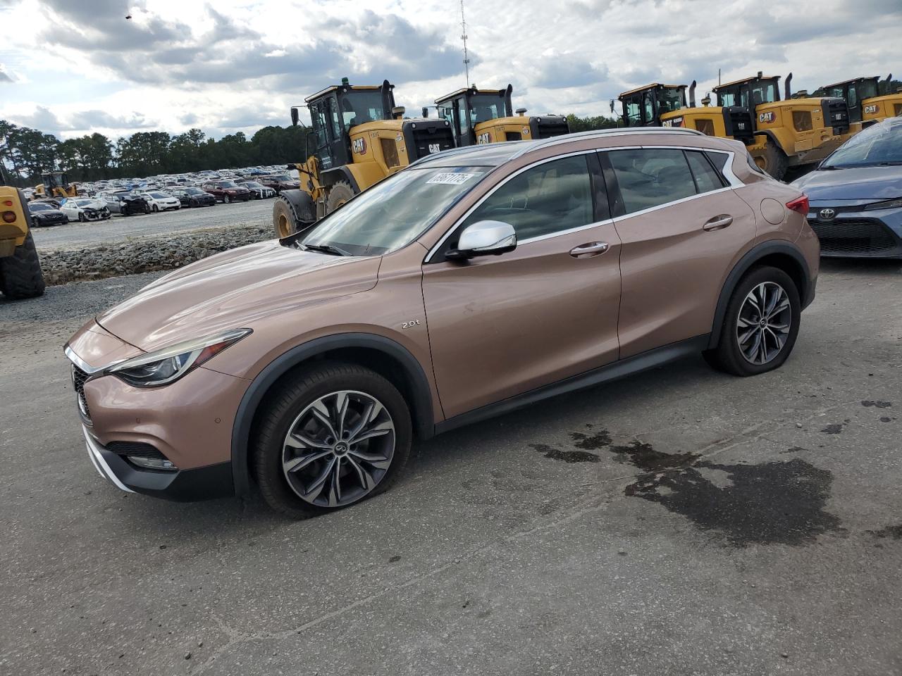 INFINITI QX30 BASE 2017