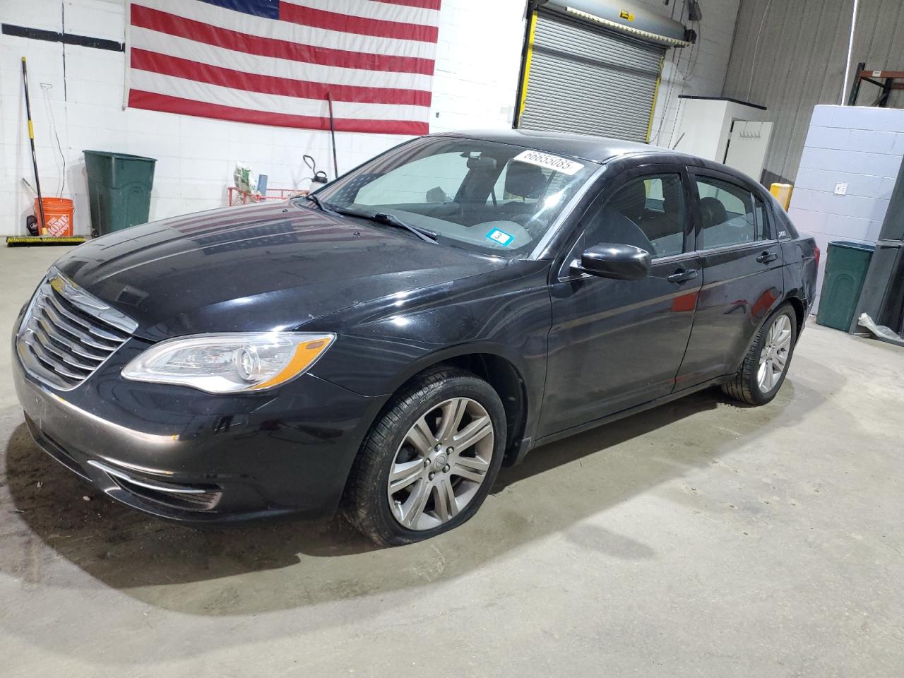 CHRYSLER 200 2013