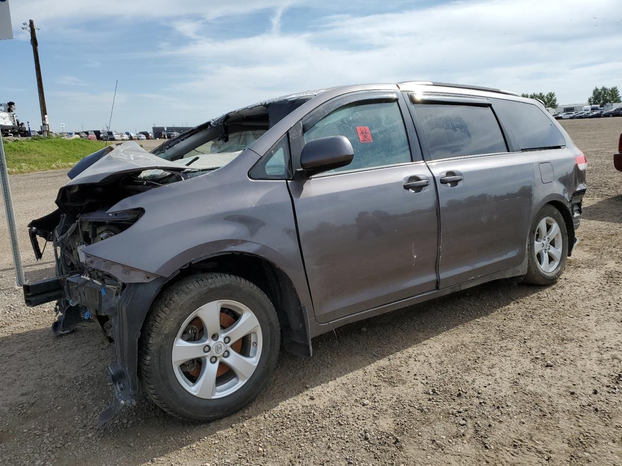 TOYOTA SIENNA 2011