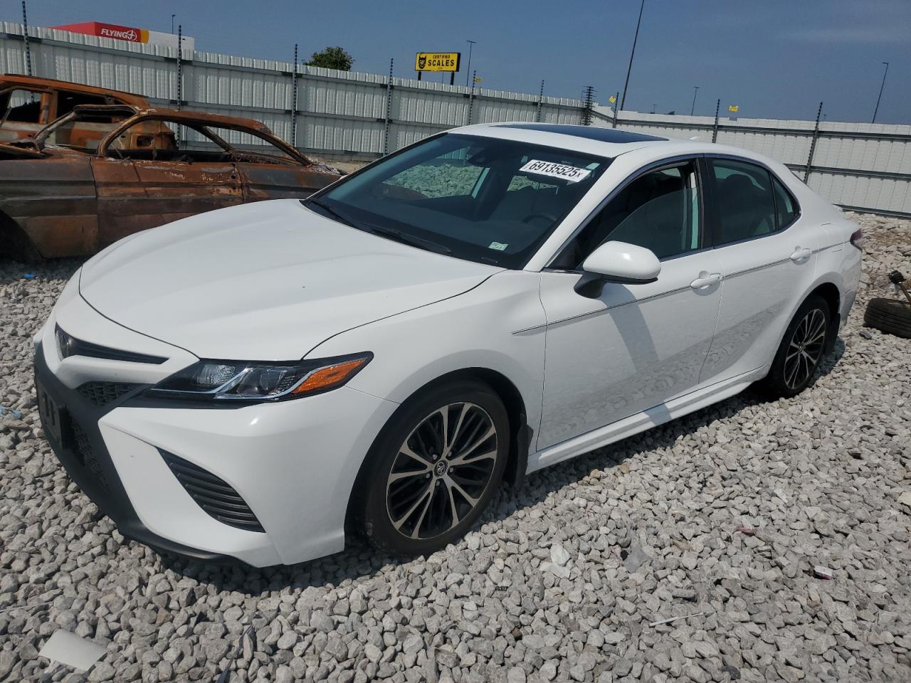 TOYOTA CAMRY SE 2020