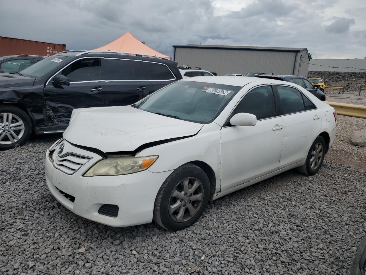 TOYOTA CAMRY 2011