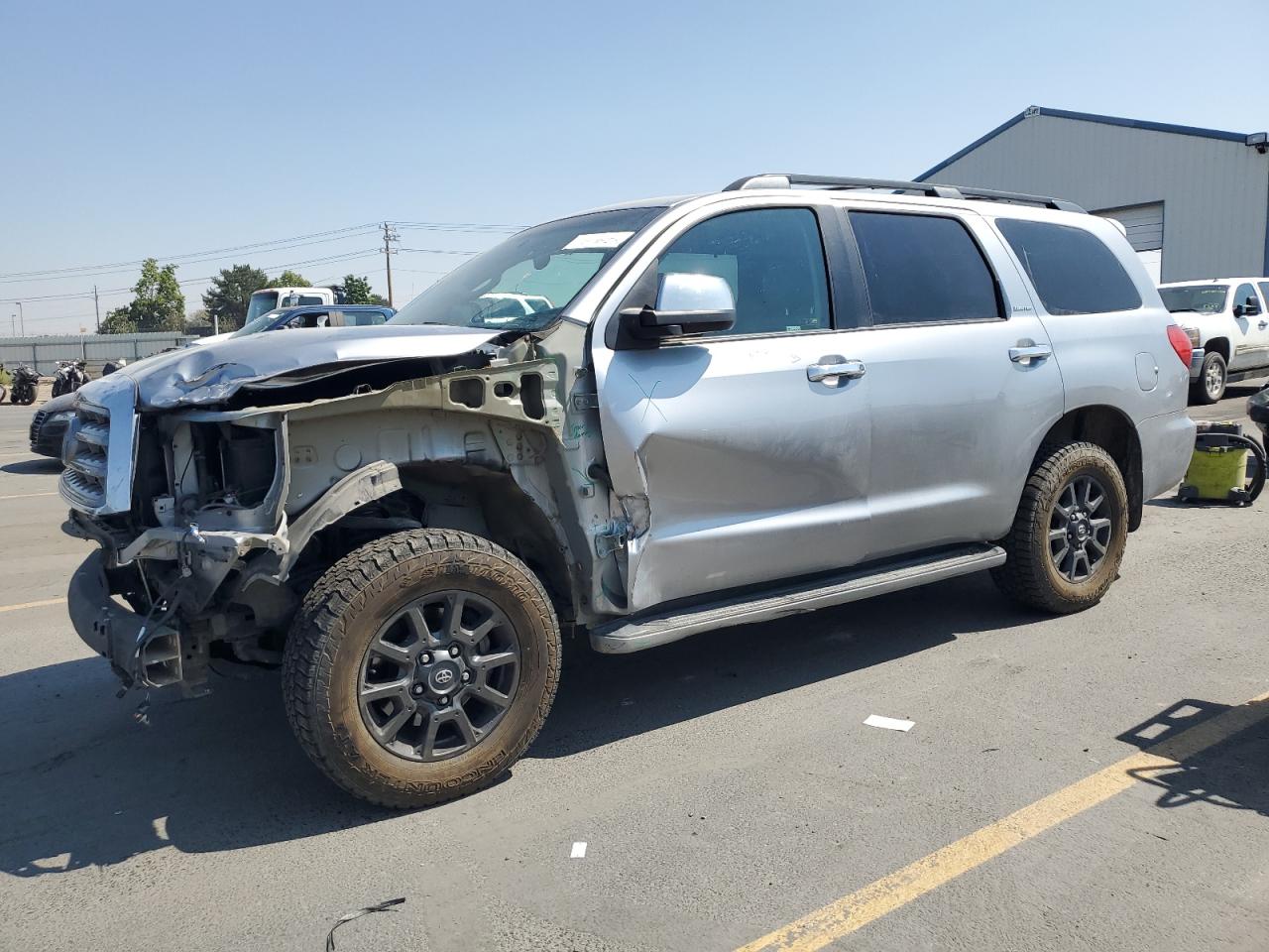 TOYOTA SEQUOIA LI 2012