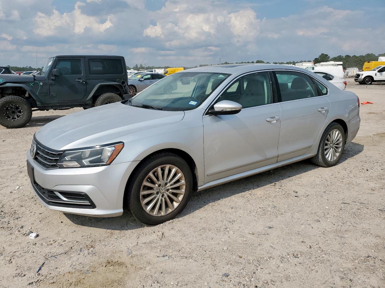 VOLKSWAGEN PASSAT SE 2017