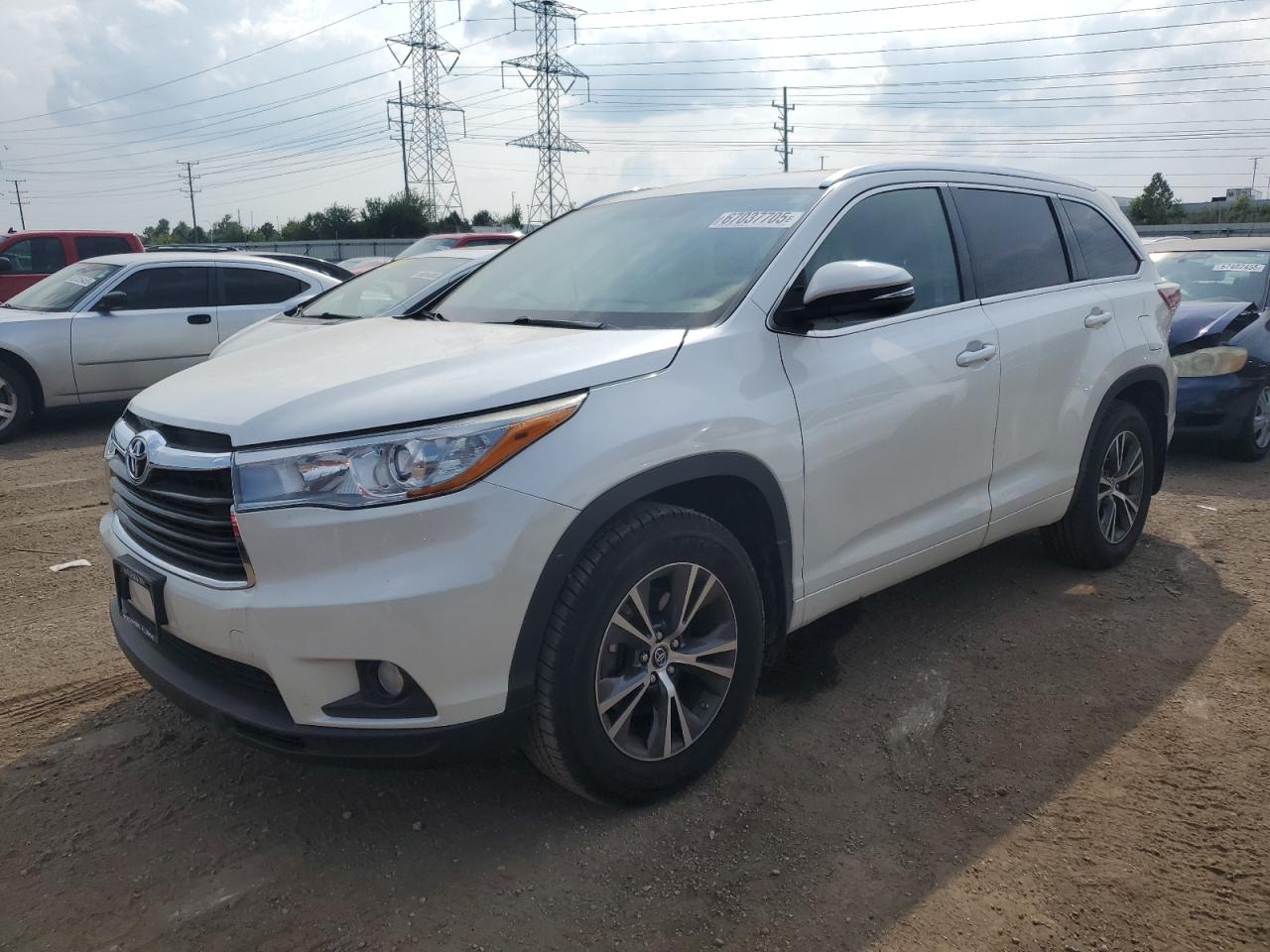 TOYOTA HIGHLANDER 2016