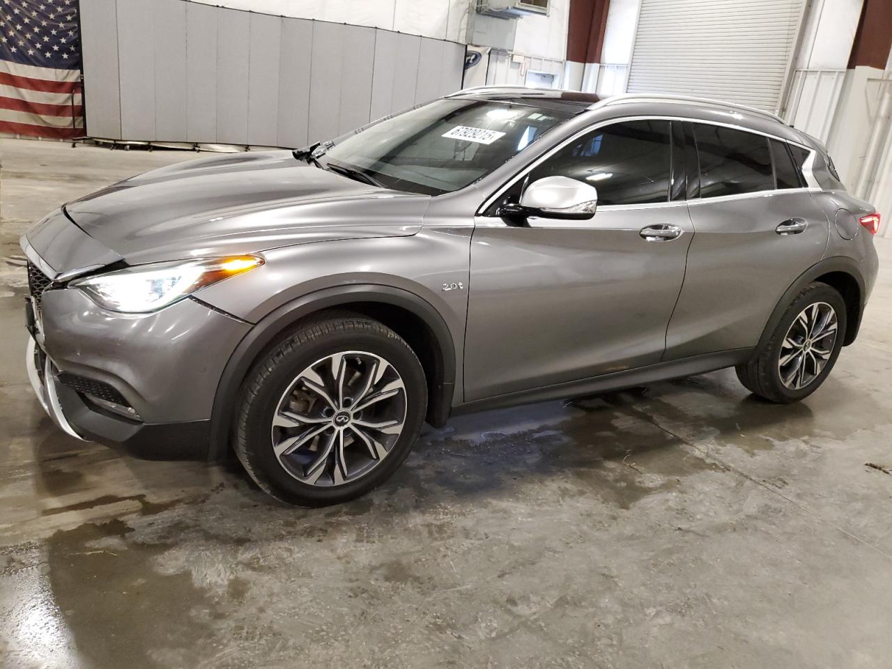 INFINITI QX30 BASE 2017