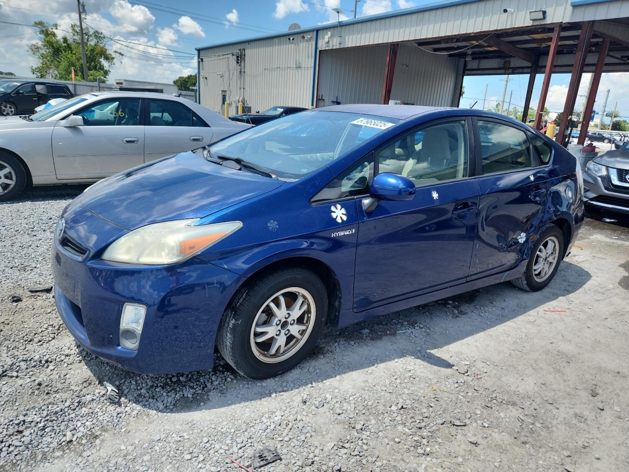 TOYOTA PRIUS 2011