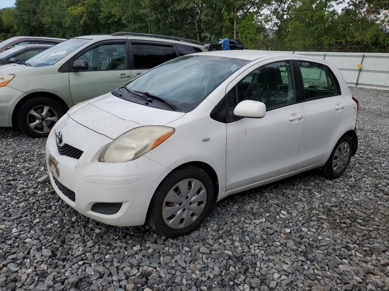 TOYOTA YARIS 2011