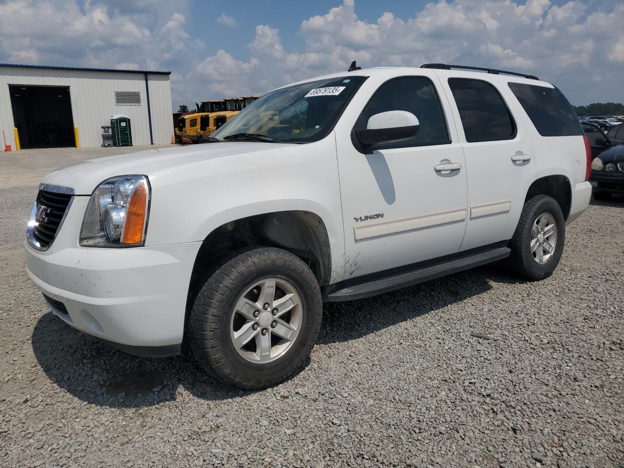 GMC YUKON SLE 2011