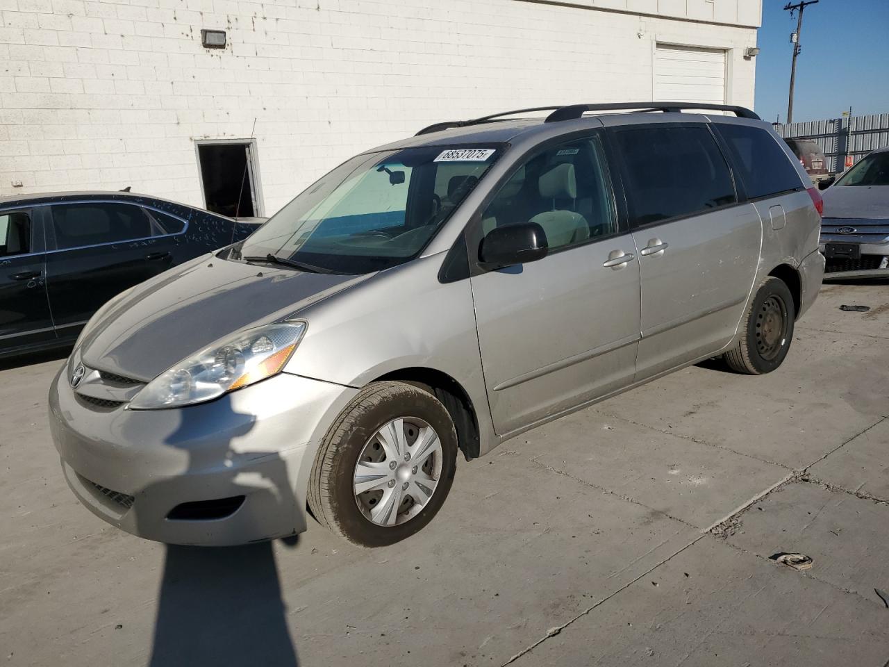 TOYOTA SIENNA CE 2008