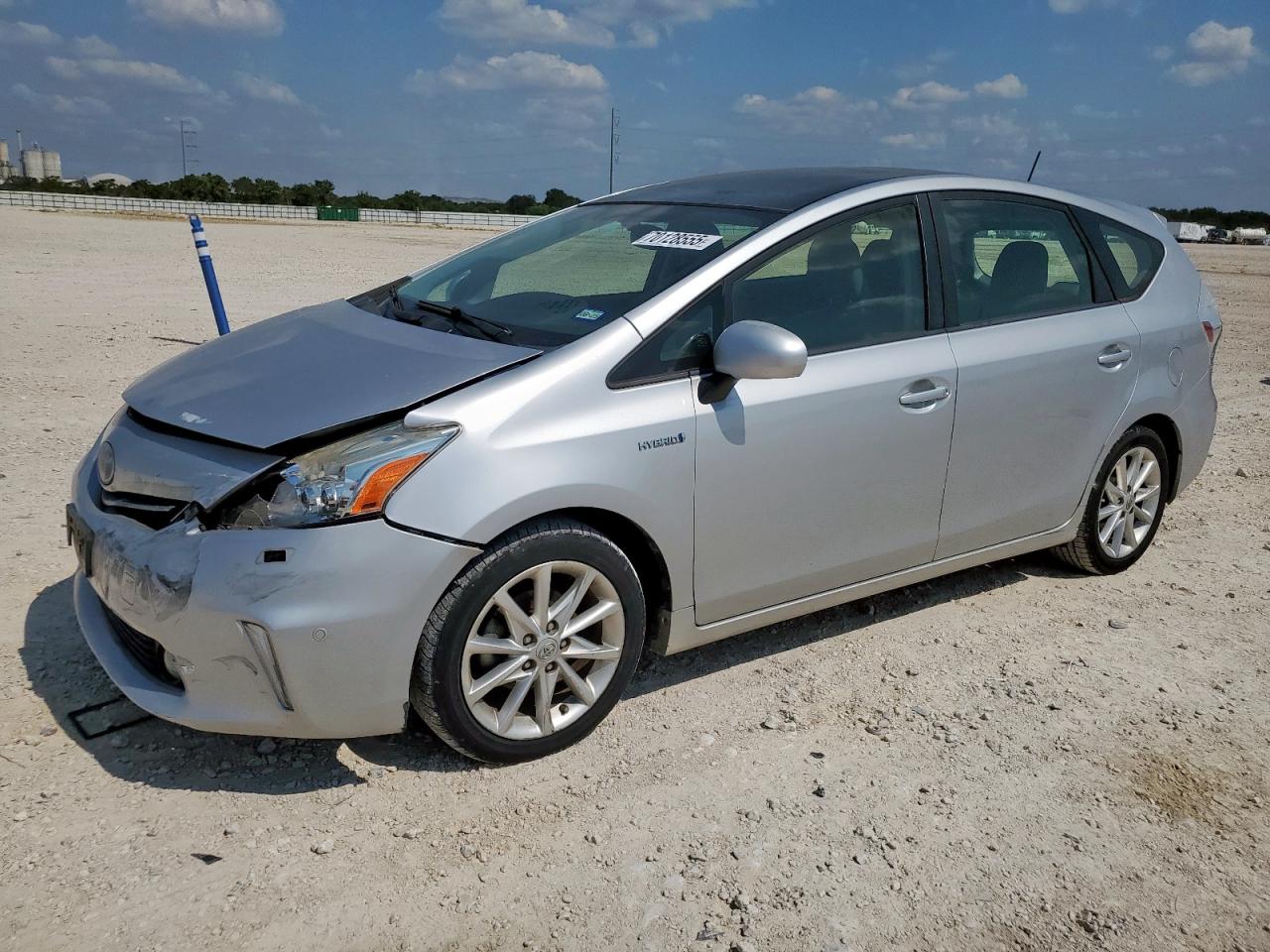 TOYOTA PRIUS V 2014