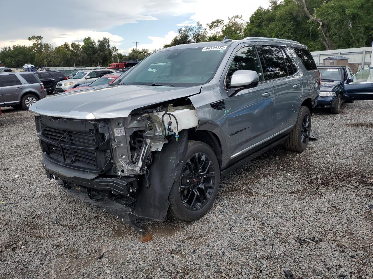 GMC YUKON DENA 2023