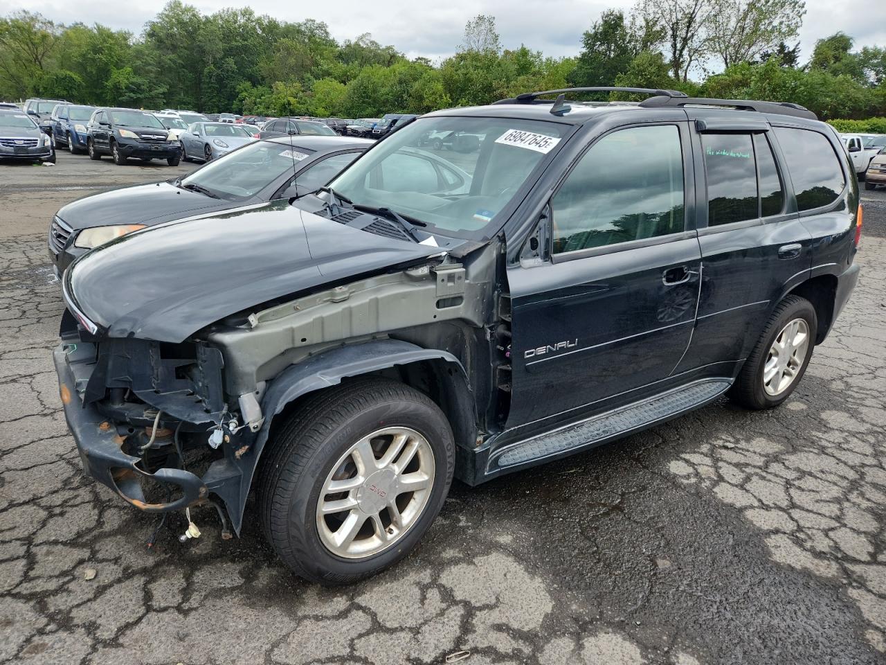GMC ENVOY DENALI 2008