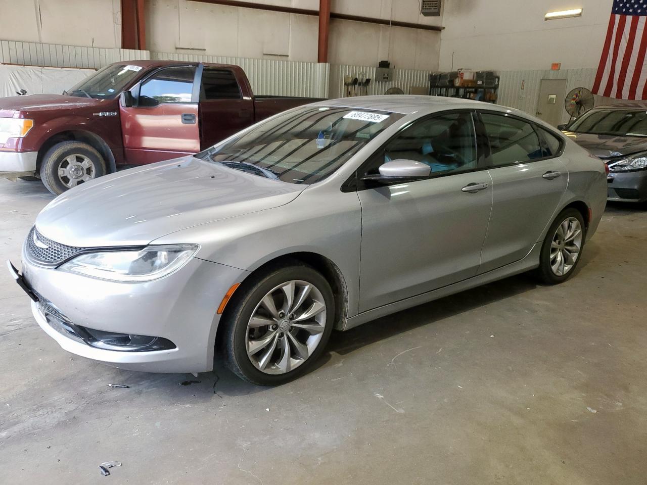 CHRYSLER 200 S 2015