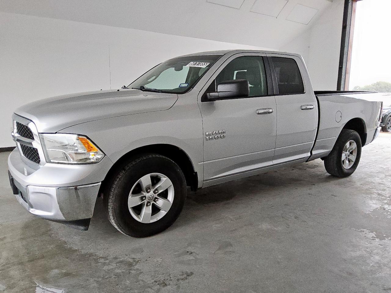 RAM 1500 SLT 2015