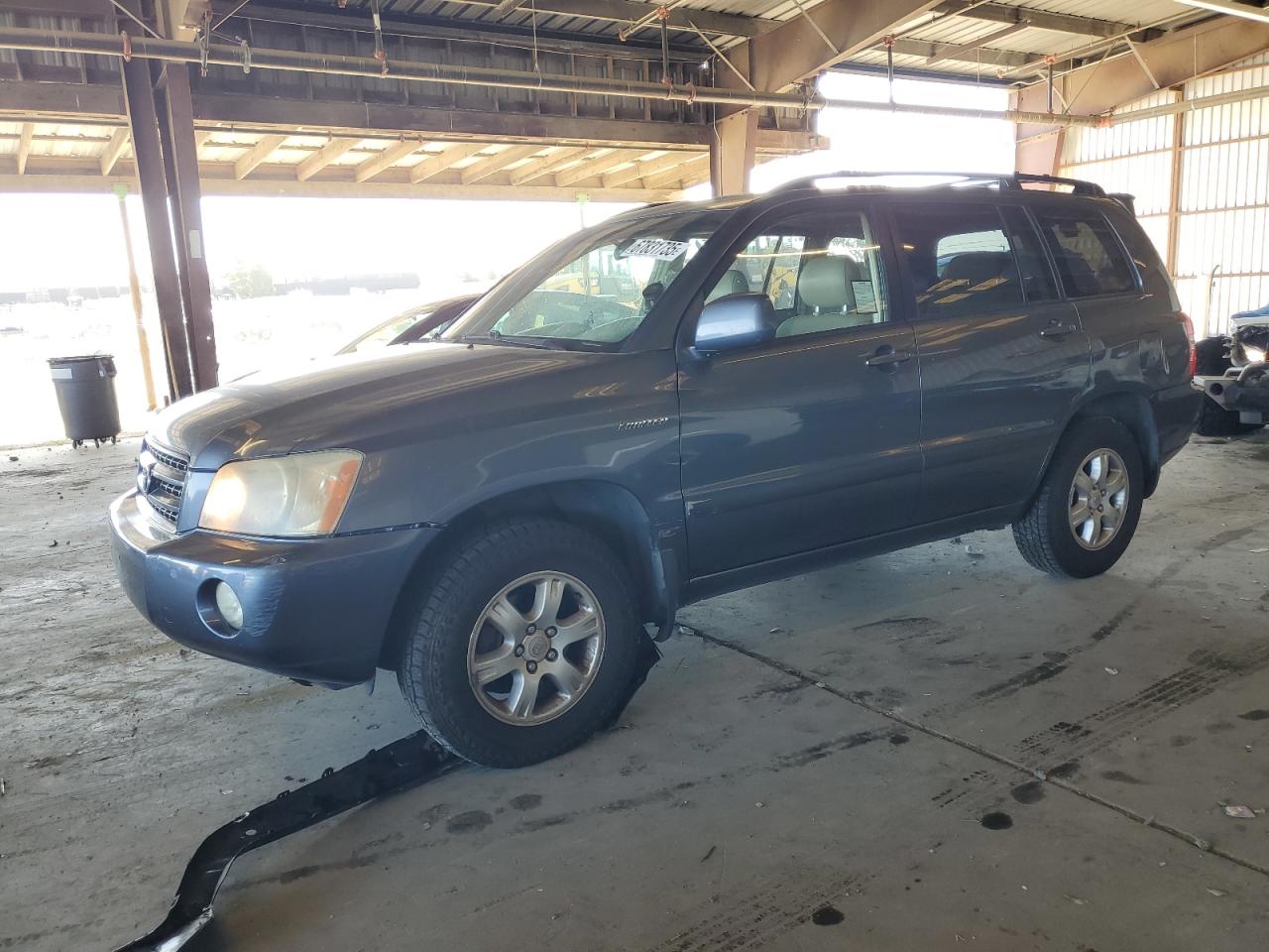 TOYOTA HIGHLANDER 2003