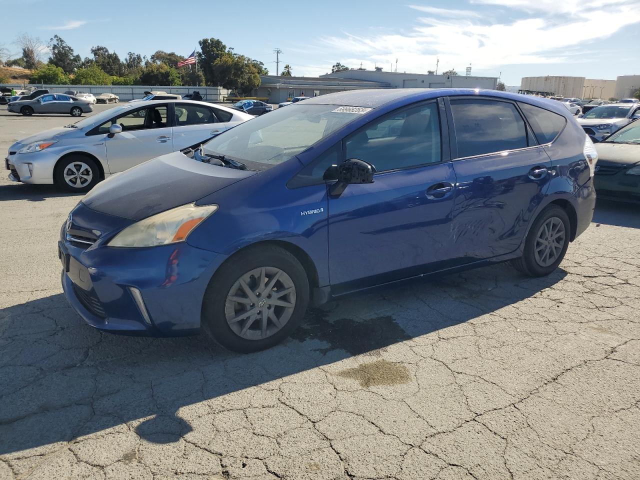 TOYOTA PRIUS V 2012