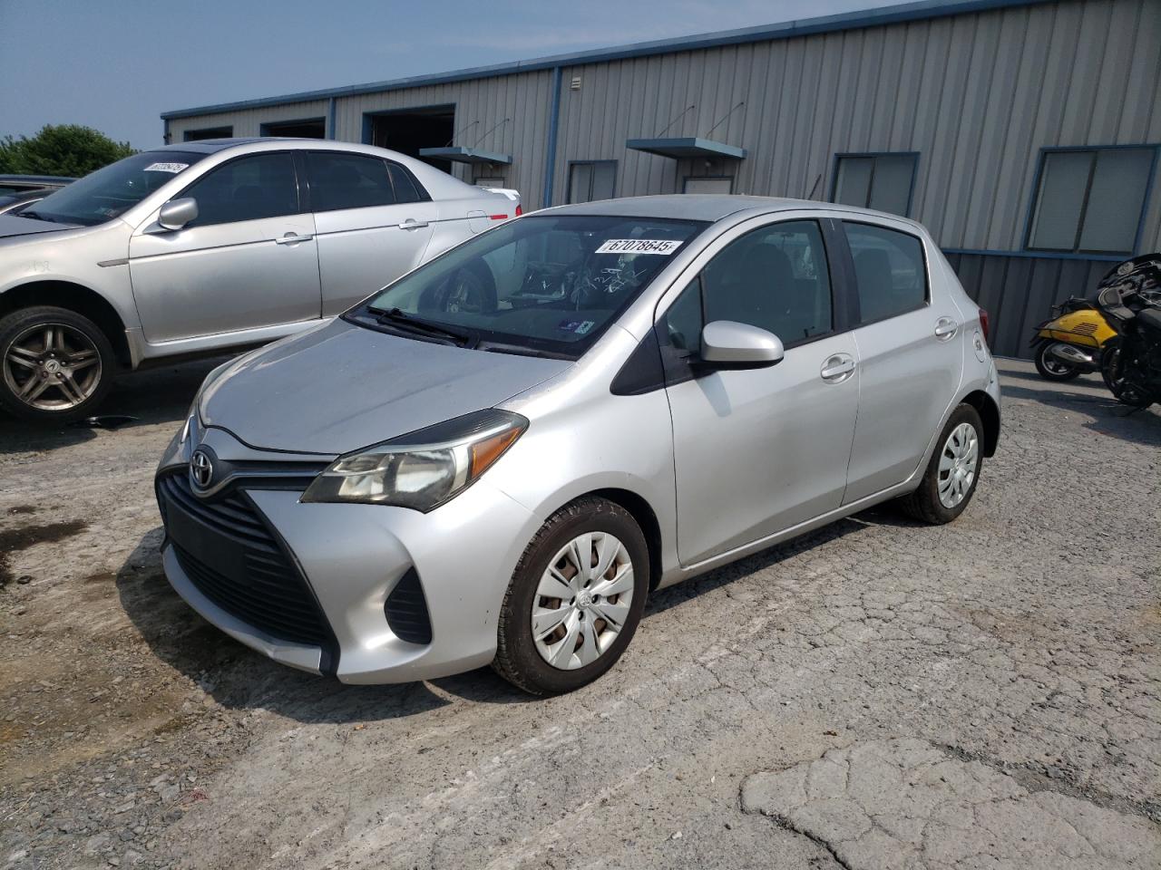 TOYOTA YARIS L 2016