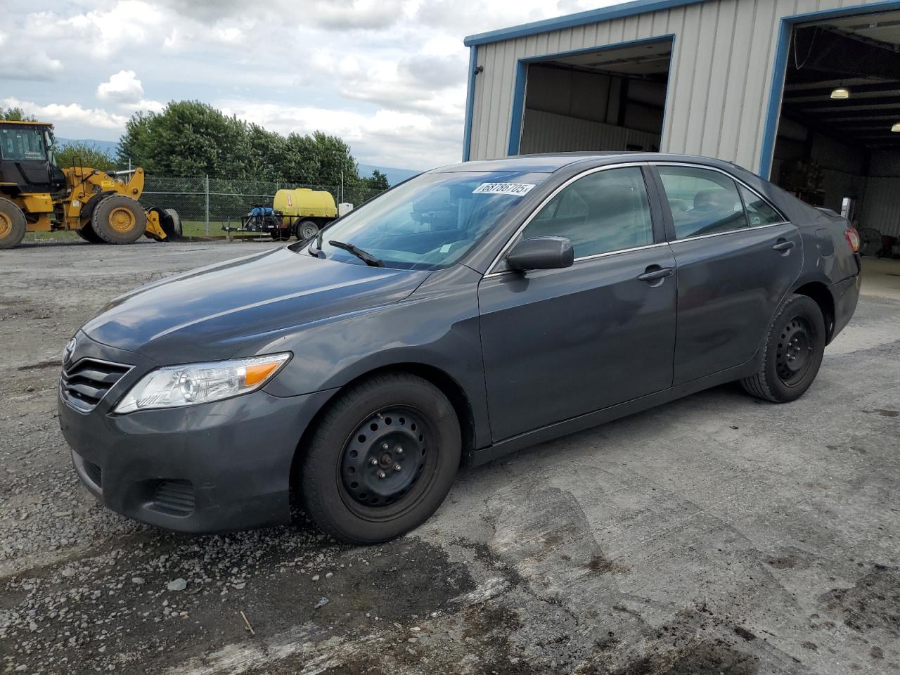 TOYOTA CAMRY BASE 2011