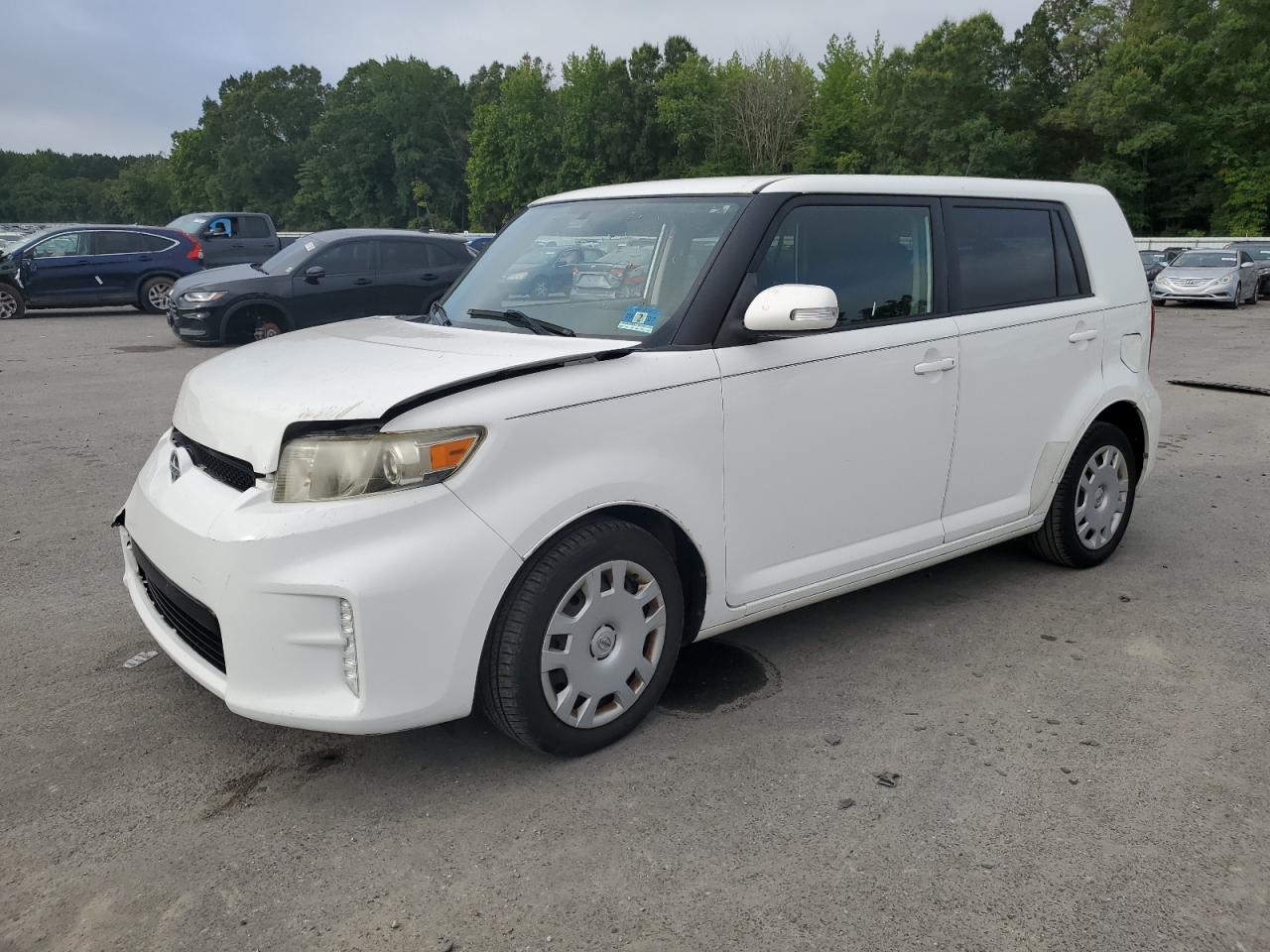 TOYOTA SCION XB 2013