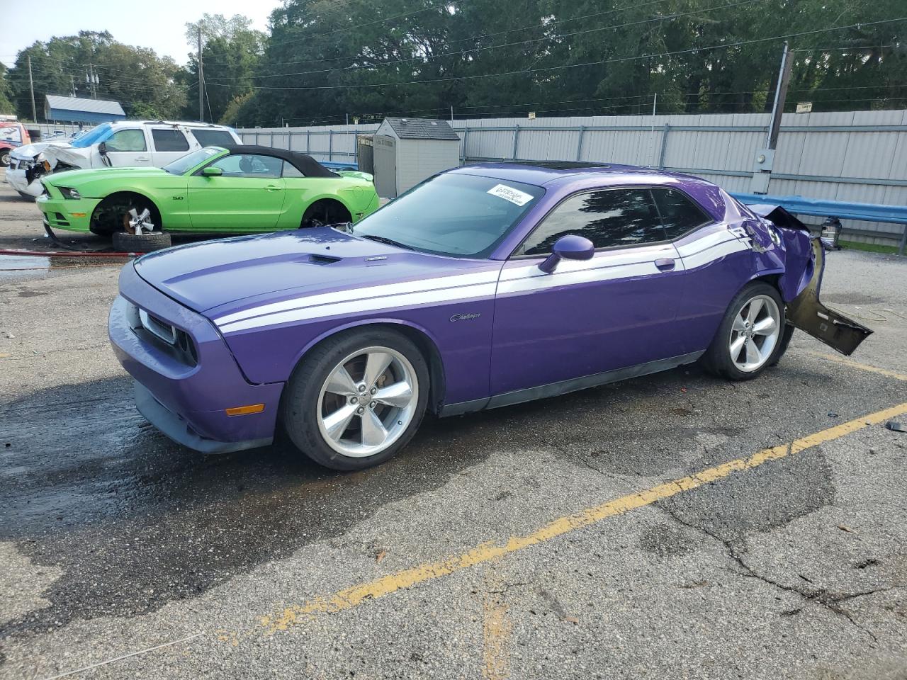 DODGE CHALLENGER 2013