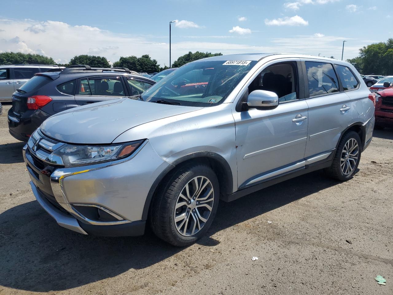 MITSUBISHI OUTLANDER 2017