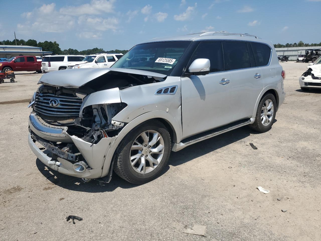 INFINITI QX56 2011