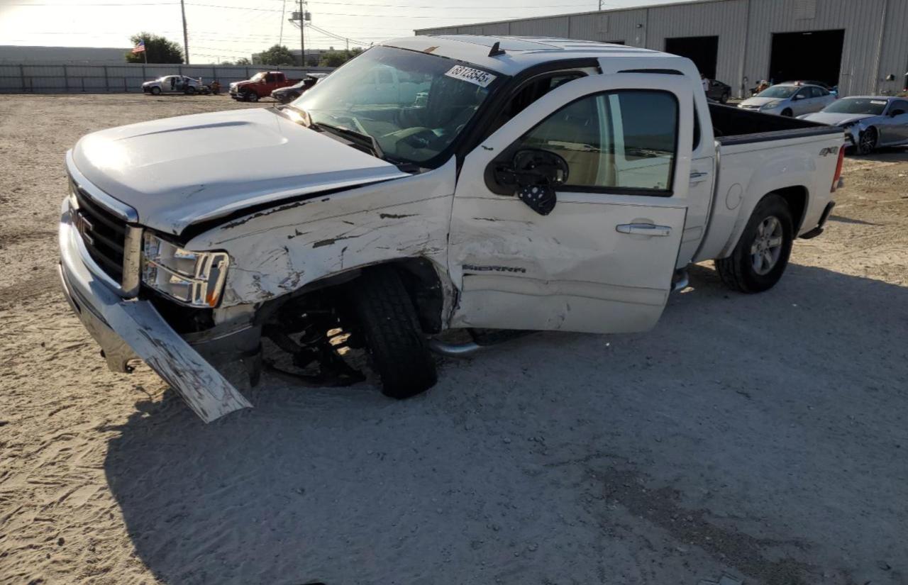 GMC SIERRA K15 2011