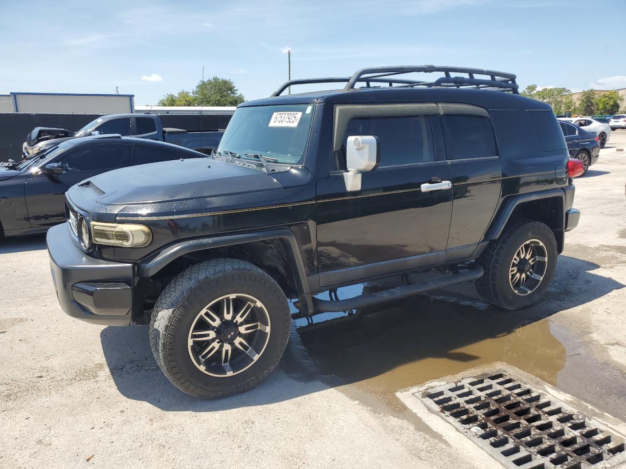 TOYOTA FJ CRUISER 2010