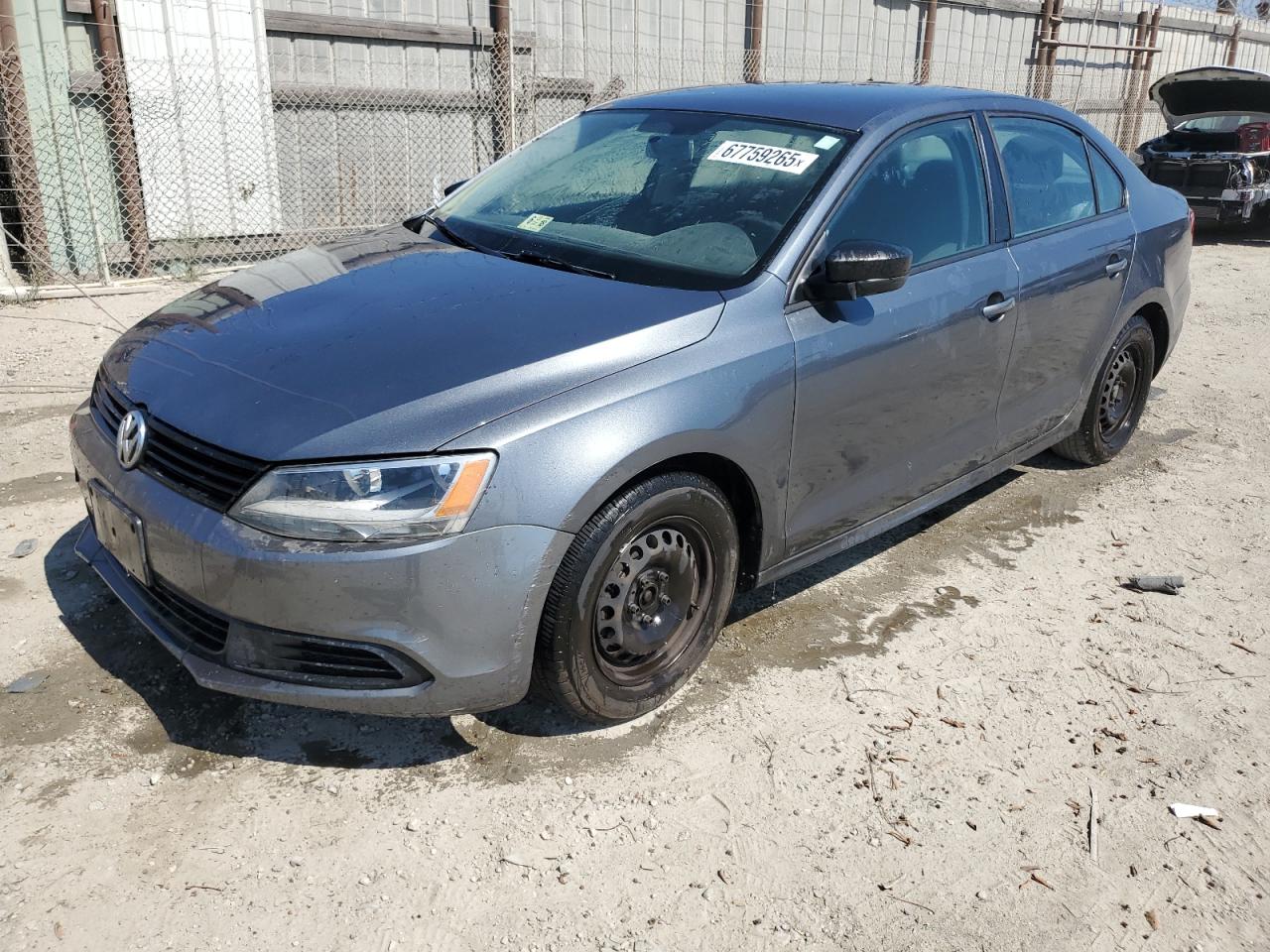 VOLKSWAGEN JETTA BASE 2014
