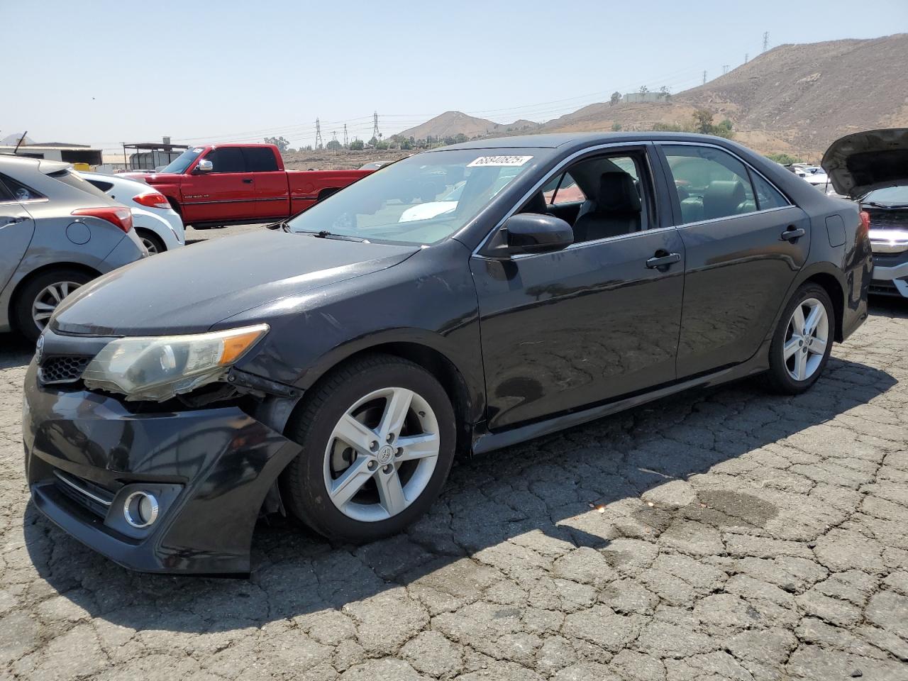 TOYOTA CAMRY BASE 2012