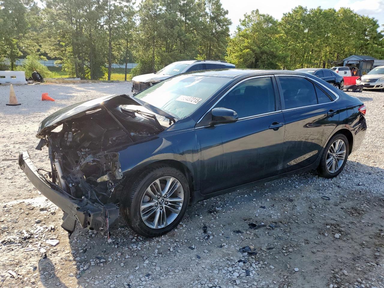 TOYOTA CAMRY LE 2015