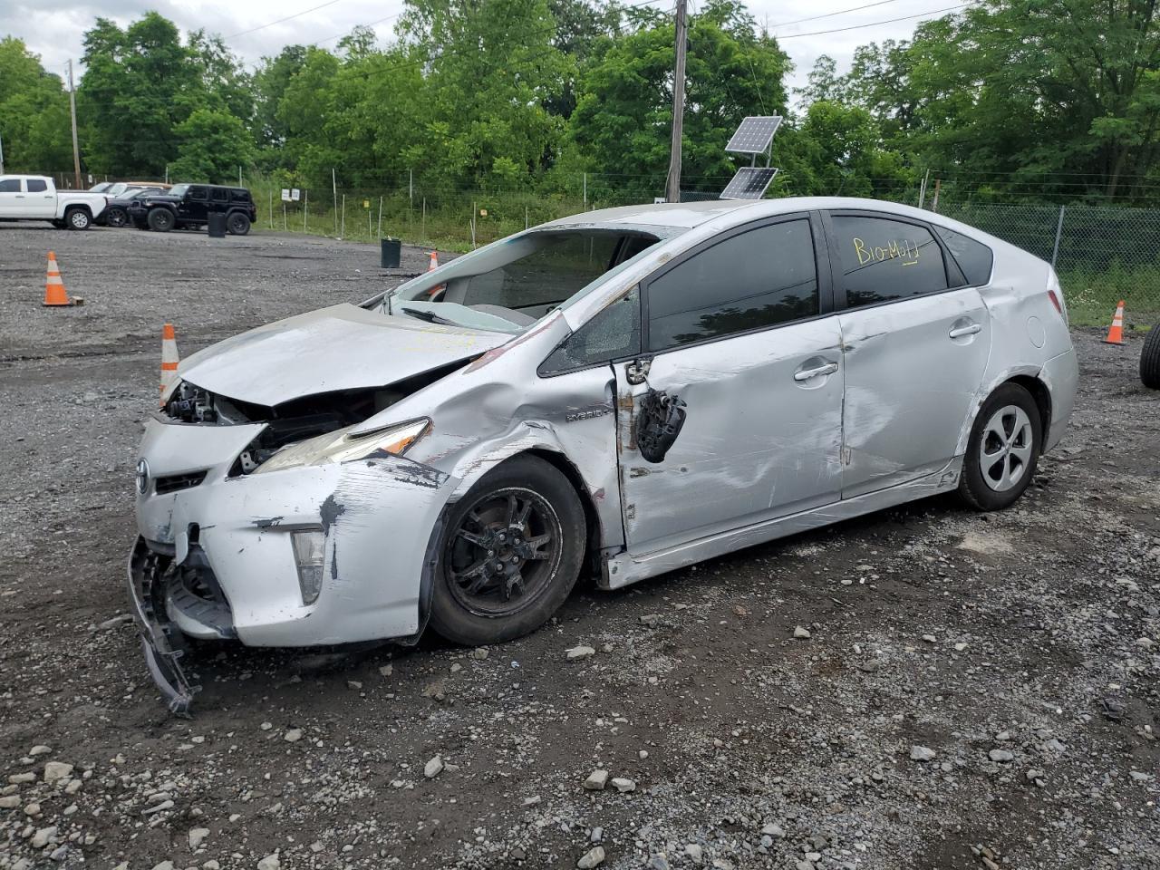TOYOTA PRIUS 2015