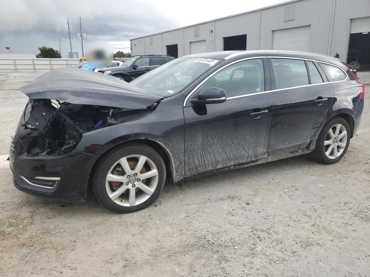 VOLVO V60 T5 PRE 2017