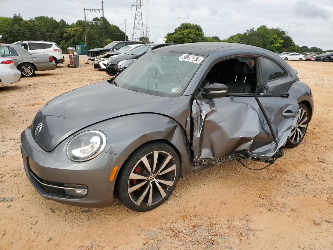 VOLKSWAGEN BEETLE TUR 2012