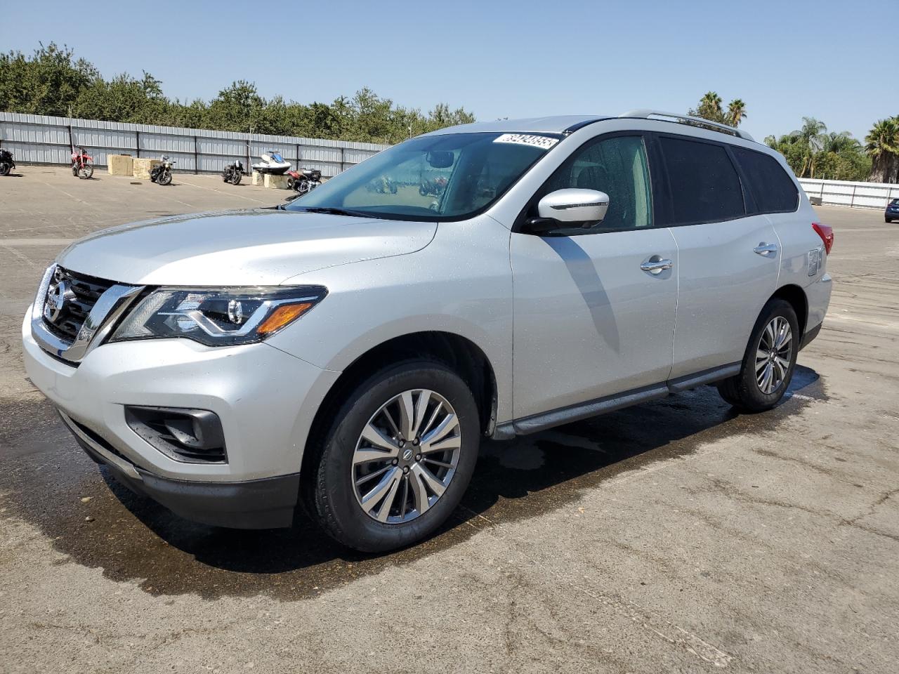 NISSAN PATHFINDER 2020