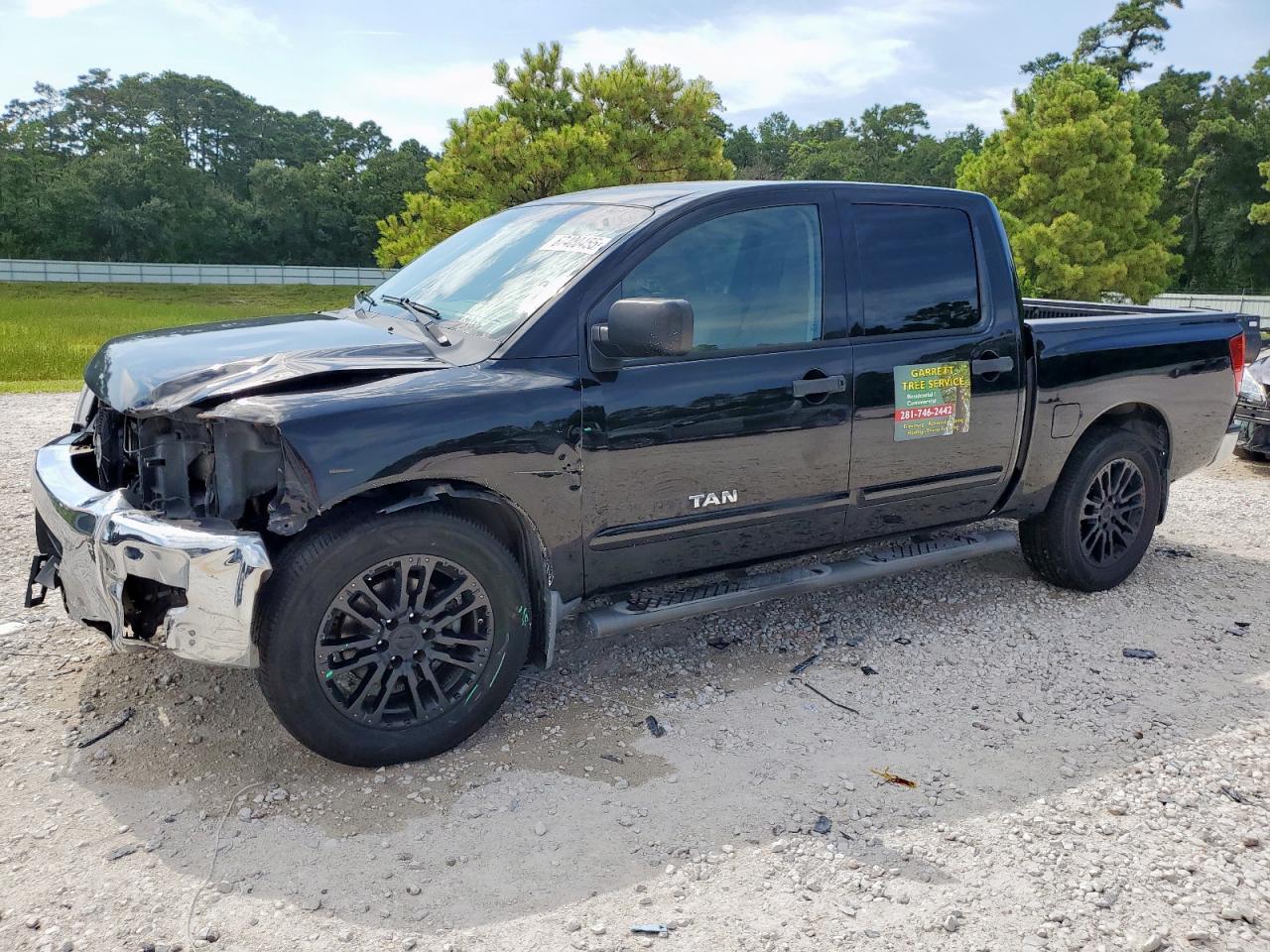 NISSAN TITAN S 2013