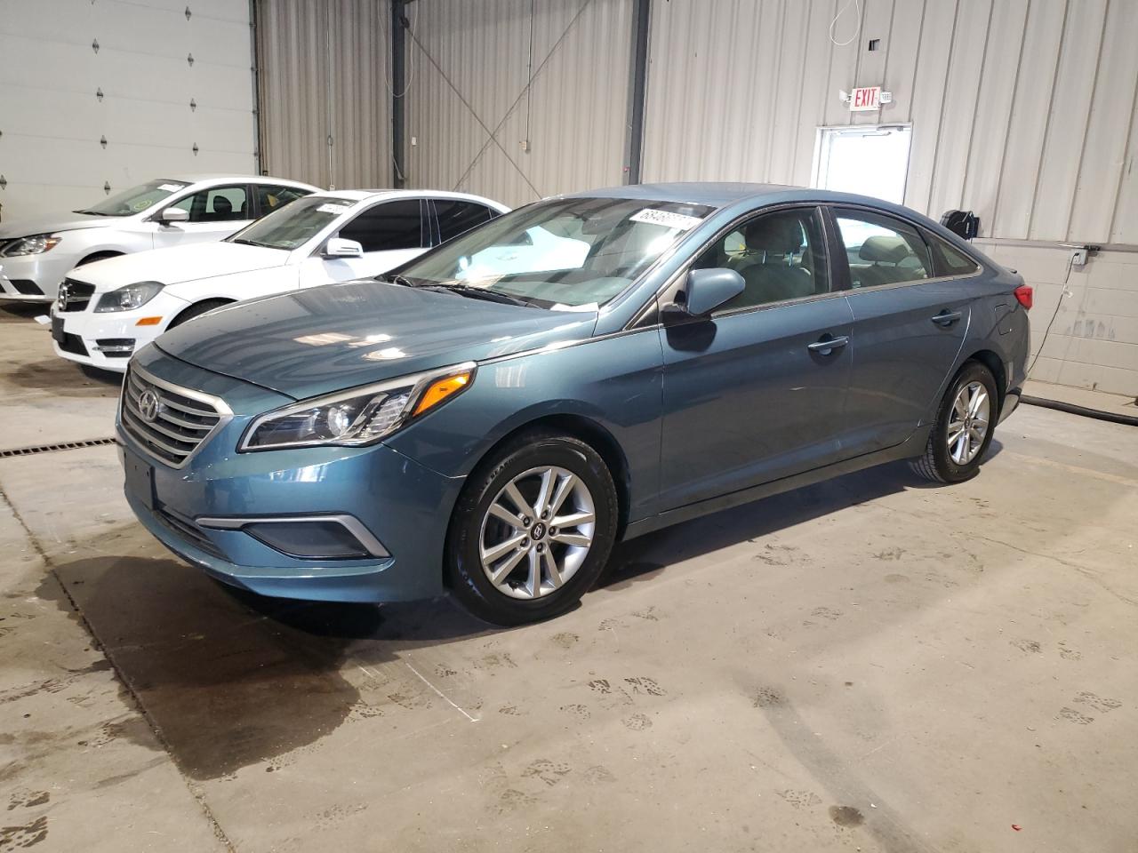 HYUNDAI SONATA SE 2017